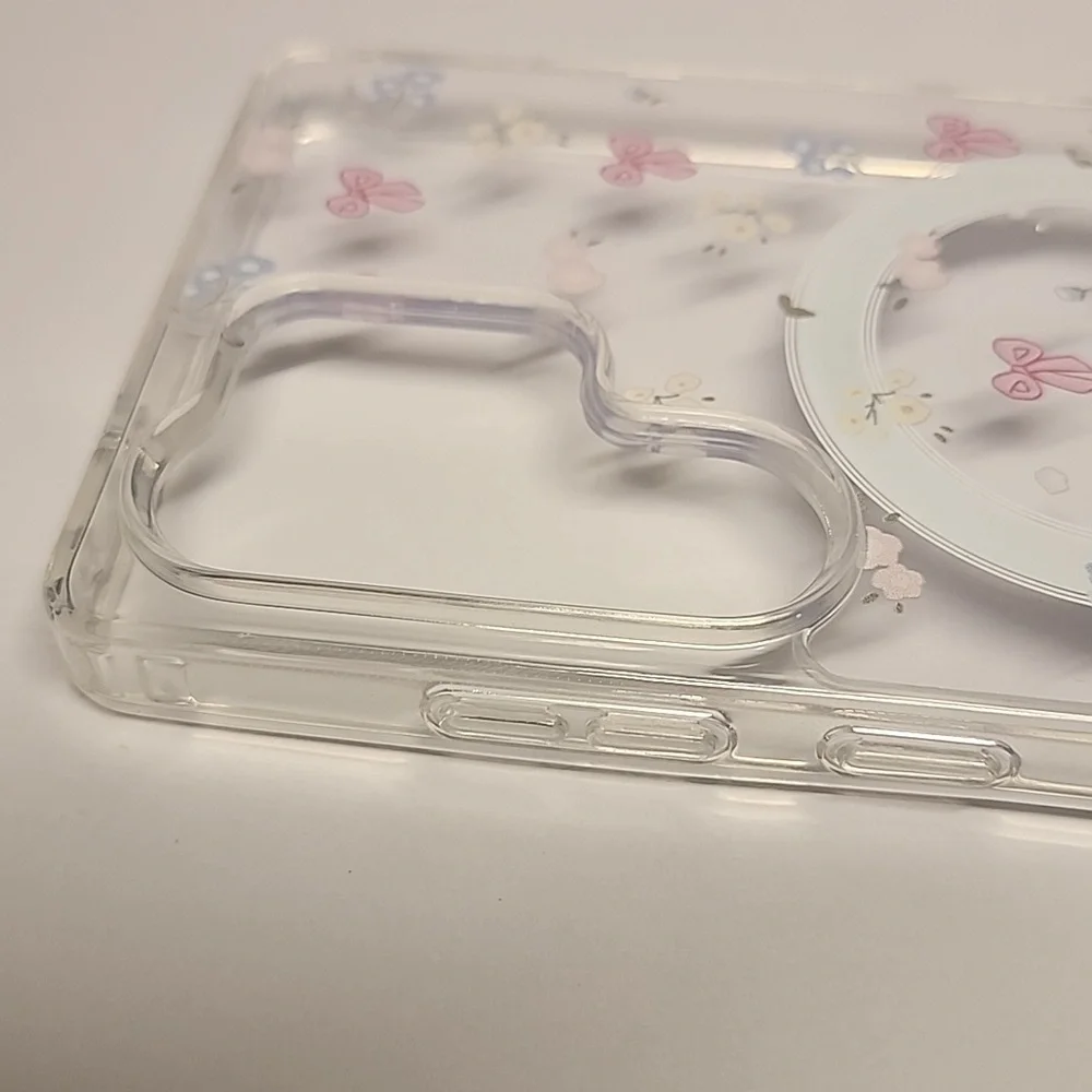 Brand new Samsung S25 Ultra Pink Bow/ Flower Silicone Phone case